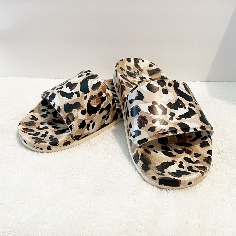 [Time and Tru] Animal Print Slip On Sandals Lounge Boho Size 7